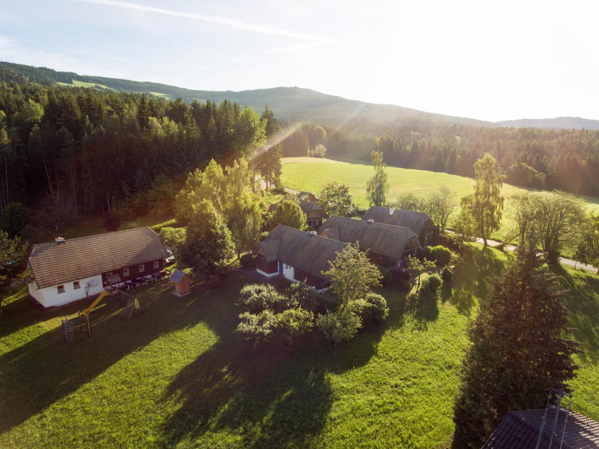 Ferienhaeuser Paunger Miesenbach  ภายนอก รูปภาพ